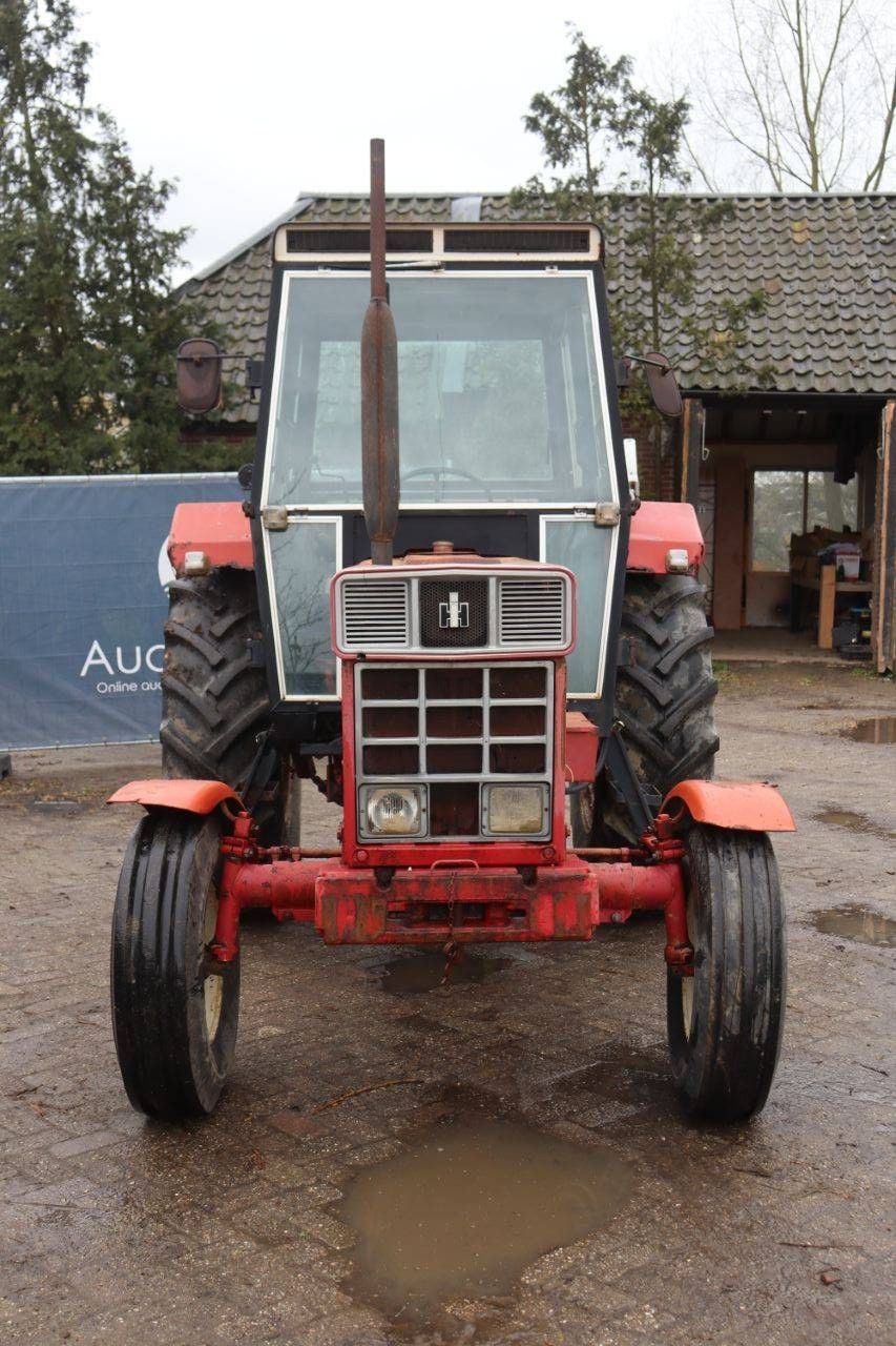 Traktor International Harvester Co 844 Diesel 74 PS