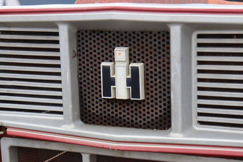 Traktor International Harvester Co 844 Diesel 74 PS