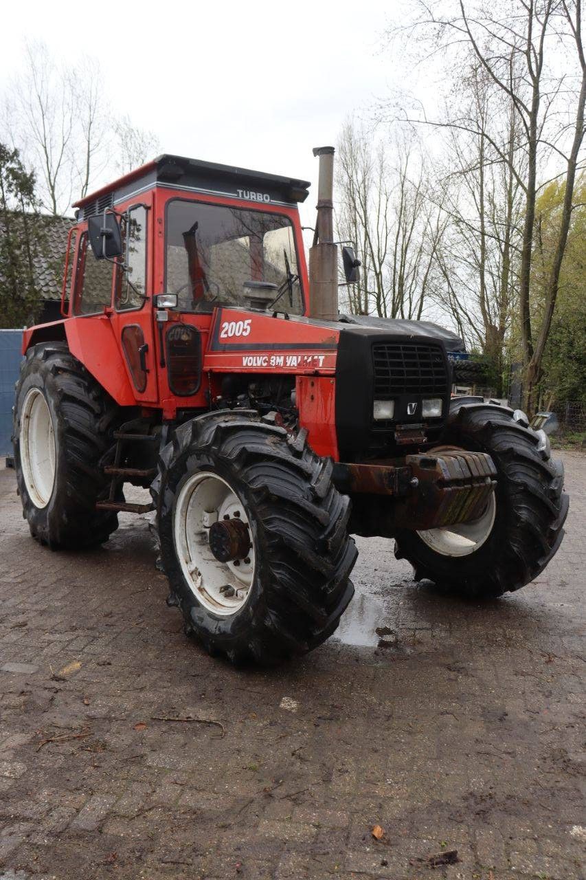 Traktor Volvo BM VALMET 2005 Diesel 142 PS 1986