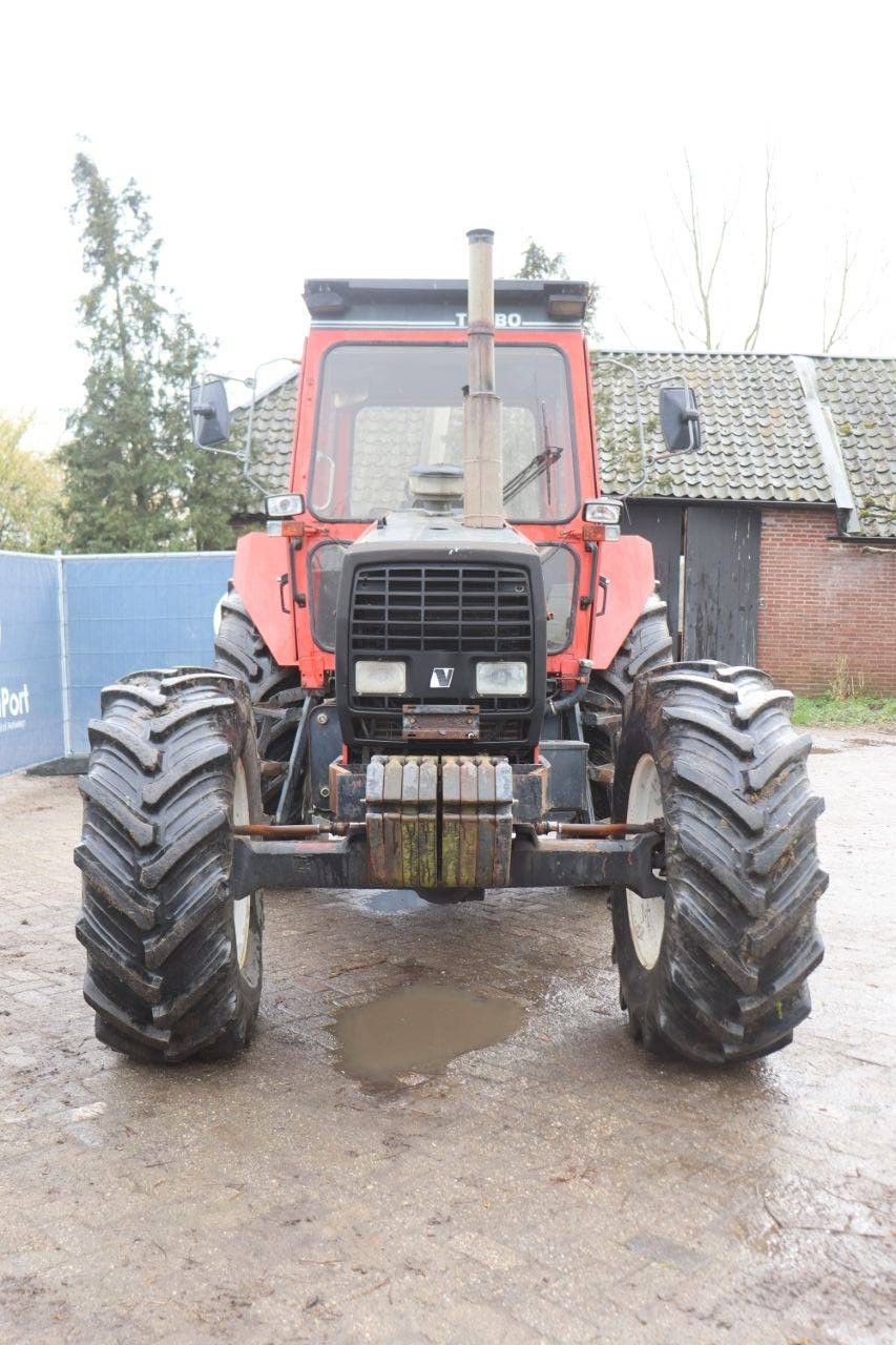 Traktor Volvo BM VALMET 2005 Diesel 142 PS 1986