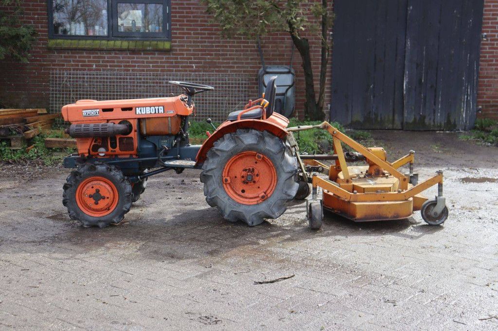 Mini tractor Kubota B7001 Diesel 13hp with lawn mower