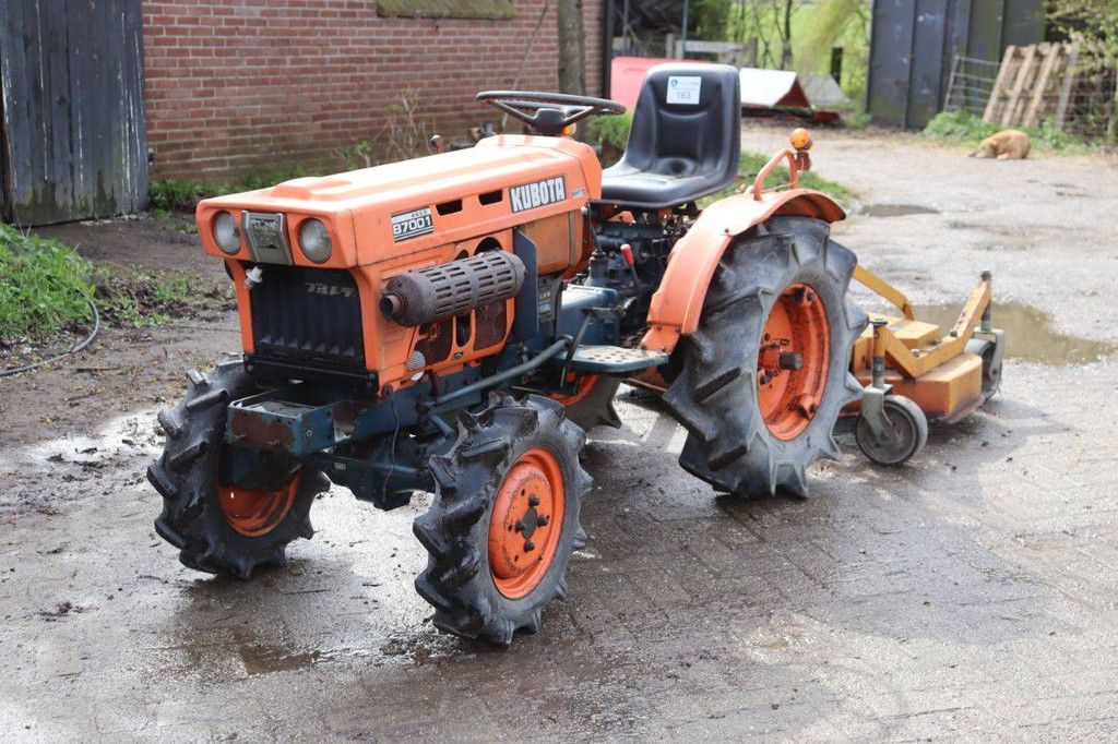 Mini tractor Kubota B7001 Diesel 13hp with lawn mower