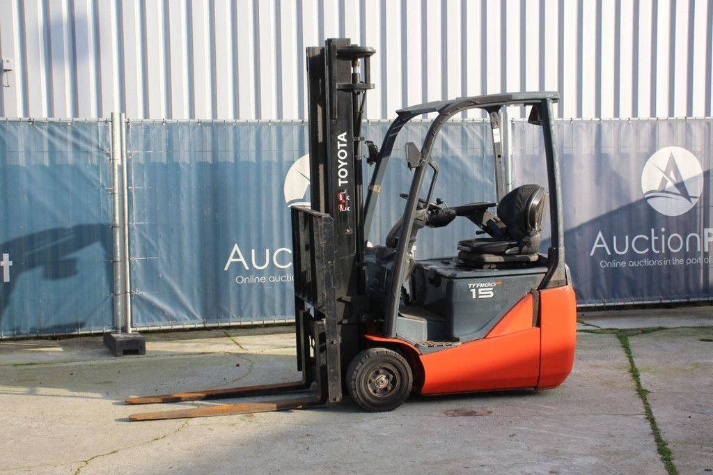 Toyota 15 Elektrogabelstapler 1500 kg 3,7 m