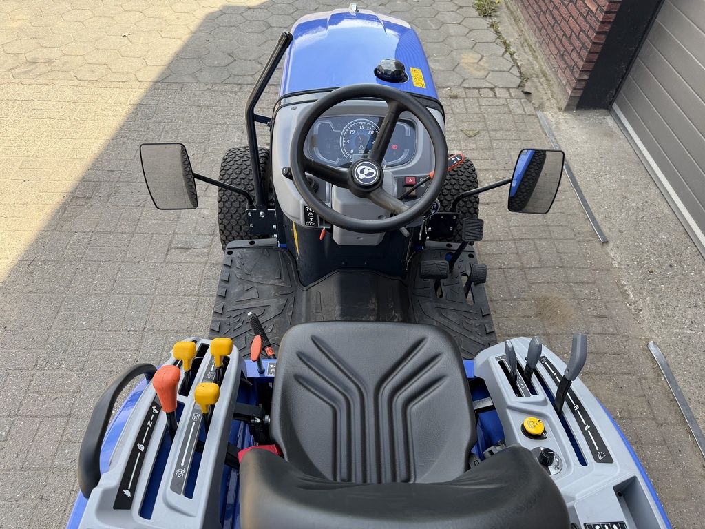 Iseki TM4230 HST minitractor NIEUW