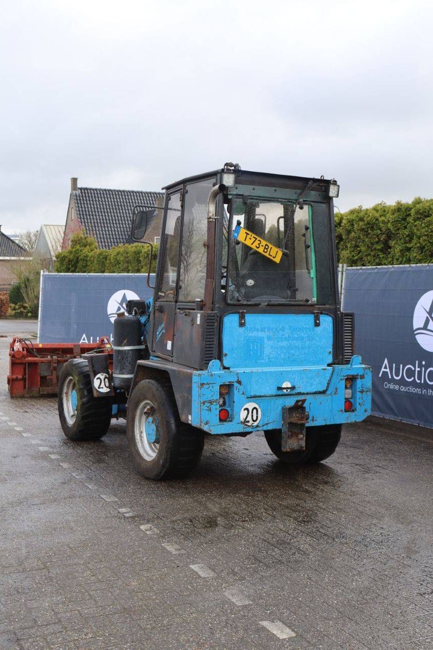 Ahlmann AL 7 Diesel Wheel Loader 1994 with Silage Grab