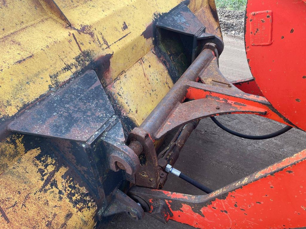 Liebherr L507 Diesel Wheel Loader 1999