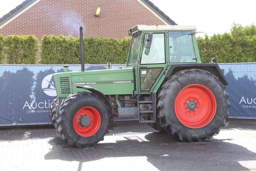 Tractor Fendt Farmer 311 LSA Diesel 1988