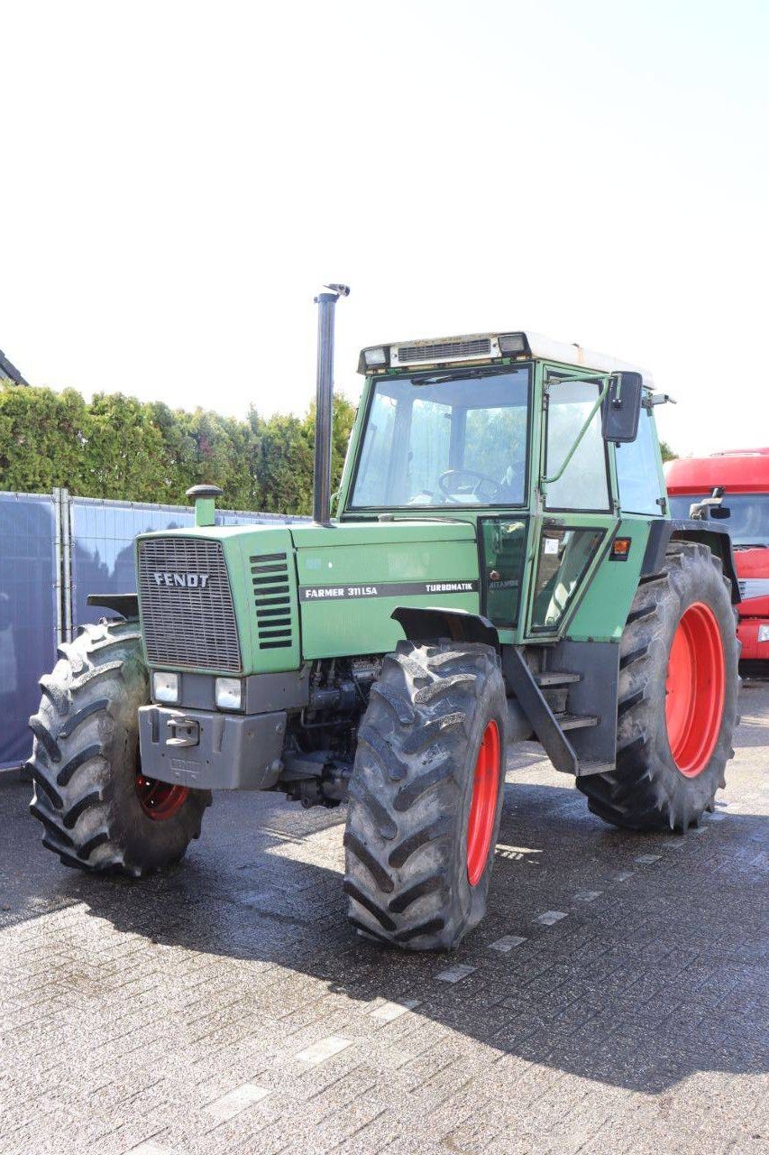 Tractor Fendt Farmer 311 LSA Diesel 1988