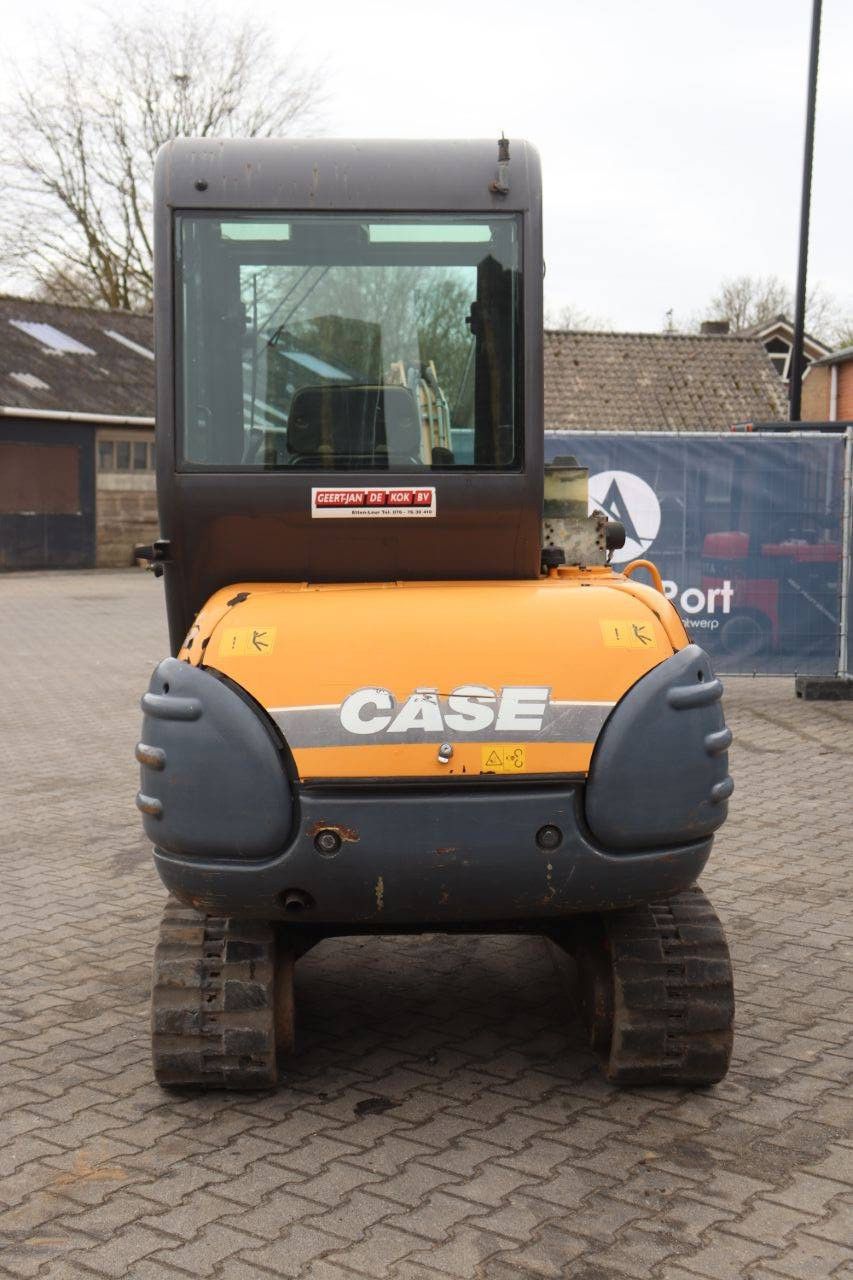 Rupsgraafmachine Case 28 CAB Diesel 2003