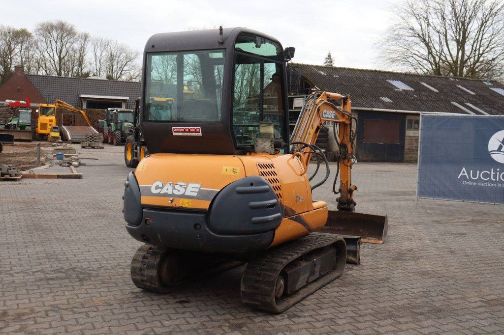 Rupsgraafmachine Case 28 CAB Diesel 2003