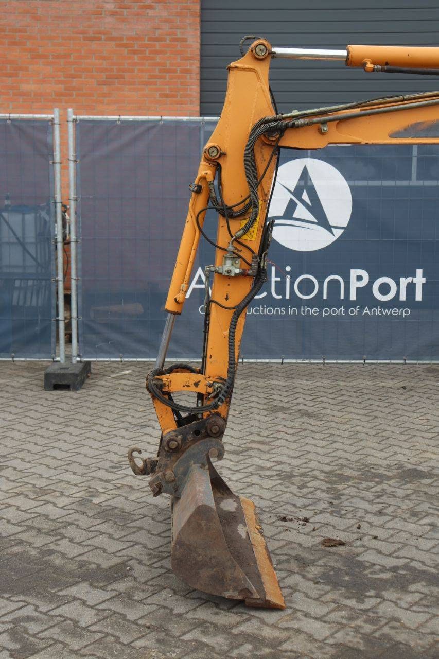 Rupsgraafmachine Case 28 CAB Diesel 2003