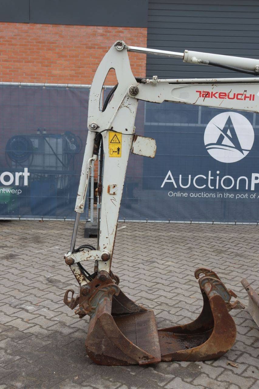 Crawler excavator Takeuchi TB219 Diesel