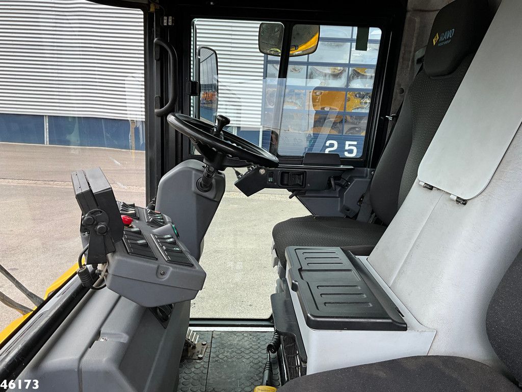 Ravo 540 with 3-rd brush