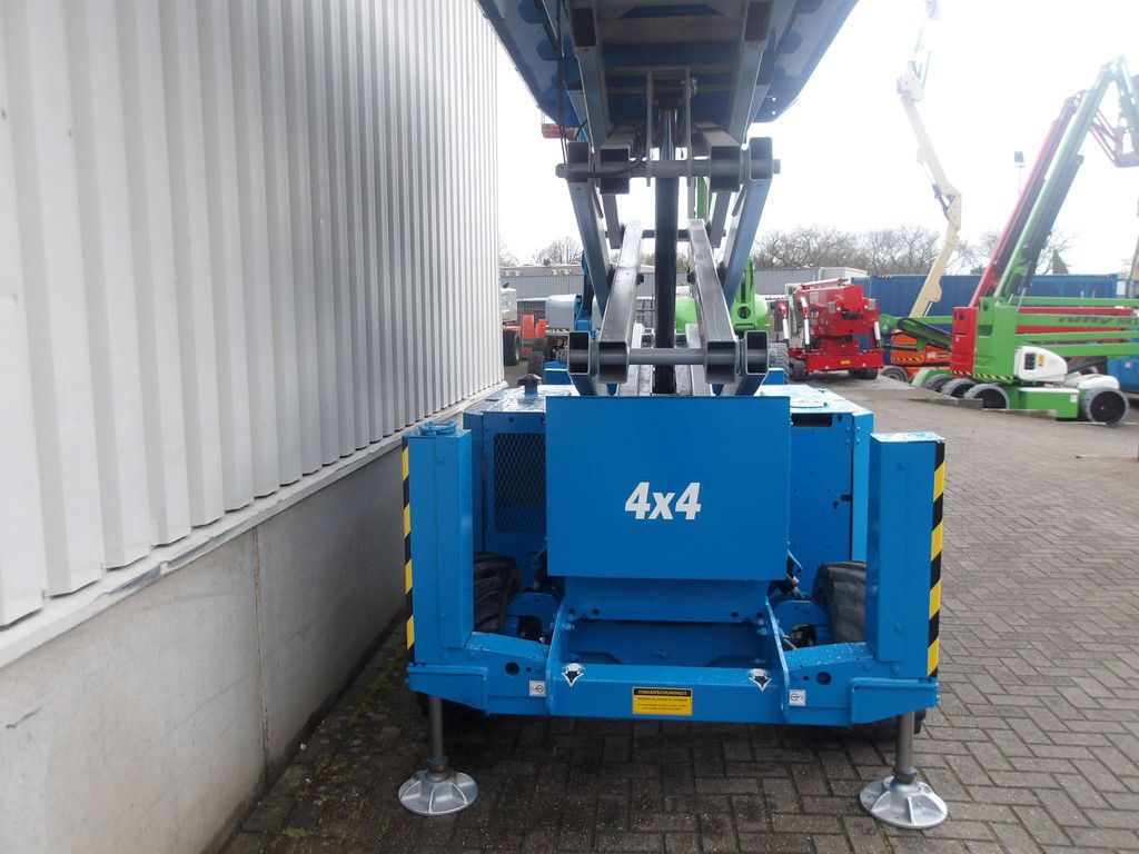Scissor lift Genie GS-2669RT 10m Diesel 2013