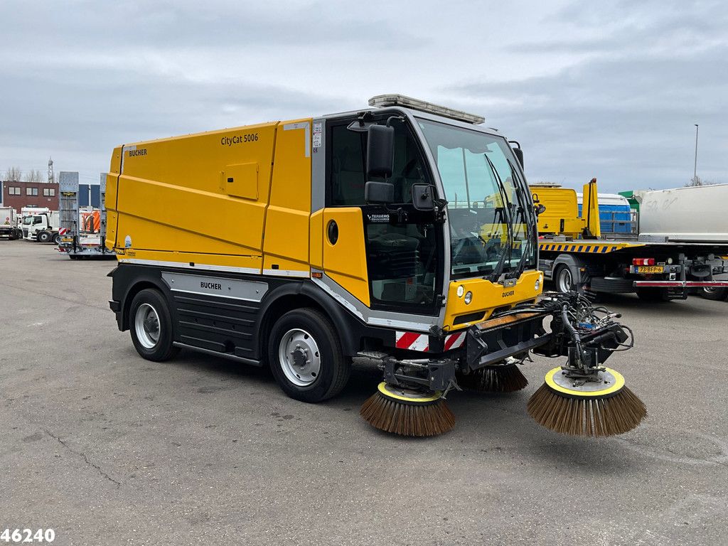 Bucher CITYCAT 5006 XL Euro 6 with 3-rd brush