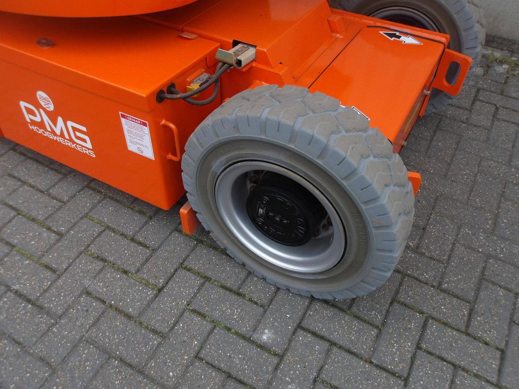 JLG E300AJP Articulated Boom Lift 11.19m Electric 2014