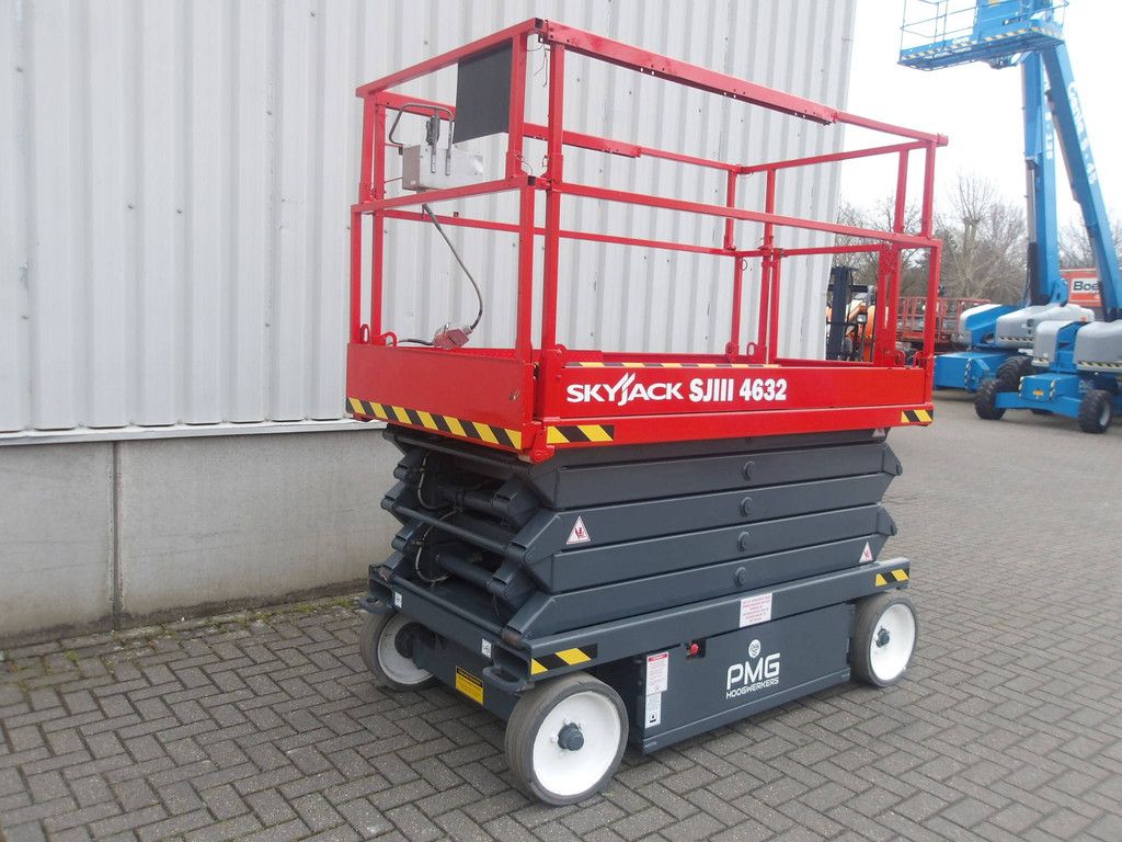 Skyjack SJ4632 Scherenhebebühne 11,75 m elektrisch 2015 auf Nieuwe Vlemmix