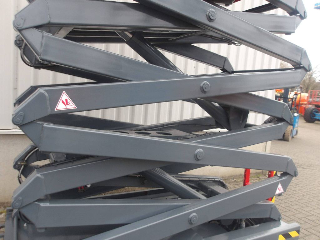 Skyjack SJ4632 Scherenhebebühne 11,75 m elektrisch 2015 auf Nieuwe Vlemmix