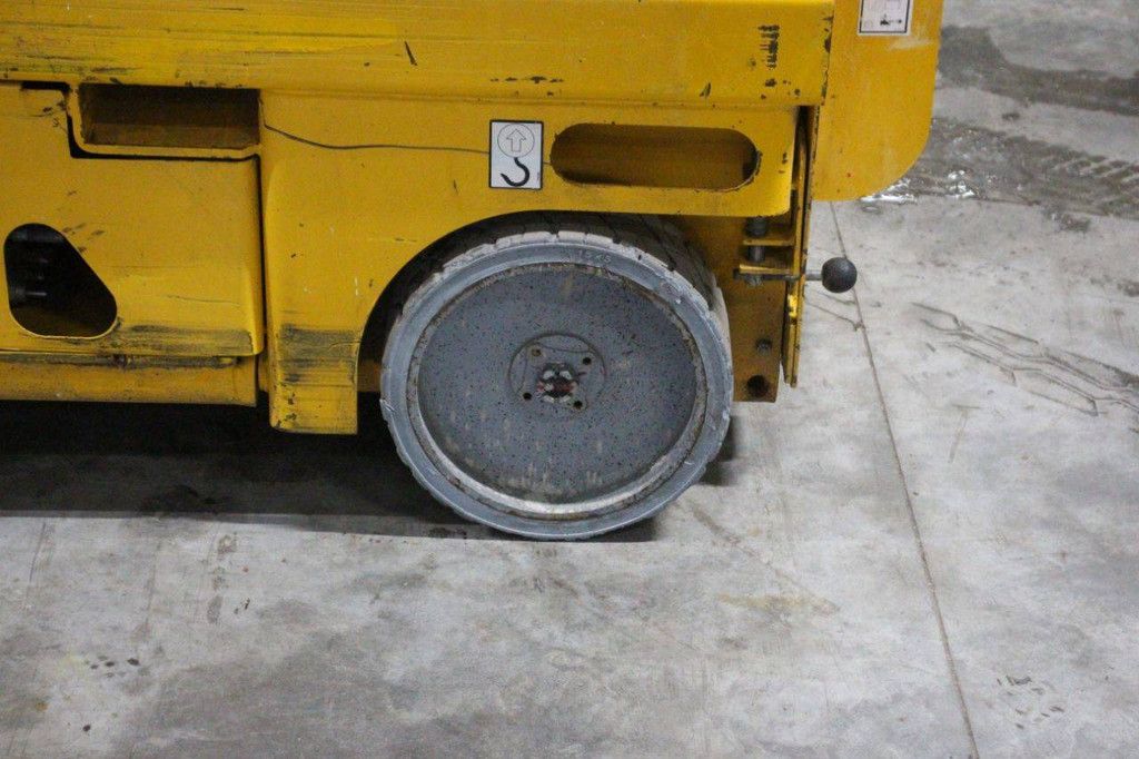 Scherenarbeitsbühne Haulotte COMPACT 10 Electric 10m 2012