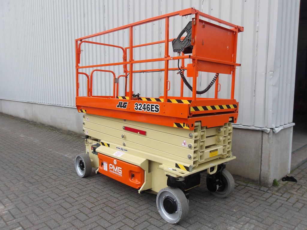 Schaarhoogwerker JLG 3246ES 11.75m Elektrisch 2019