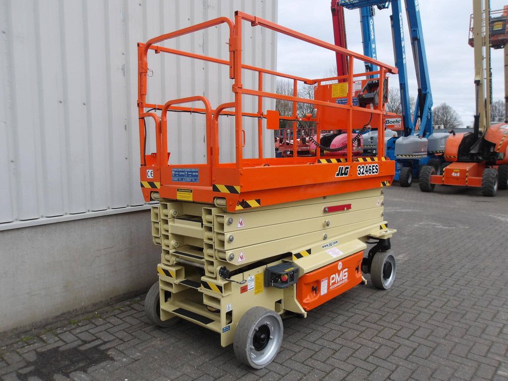 Schaarhoogwerker JLG 3246ES 11.75m Elektrisch 2019