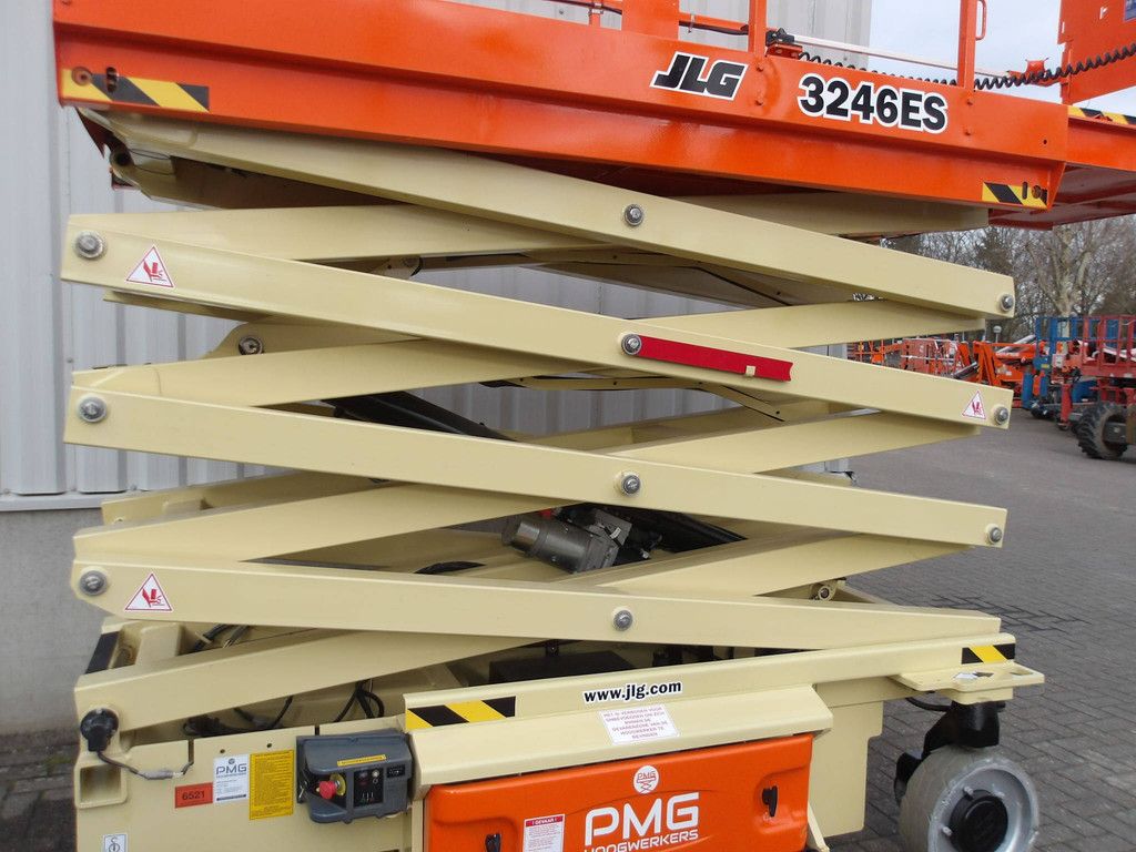 Schaarhoogwerker JLG 3246ES 11.75m Elektrisch 2019