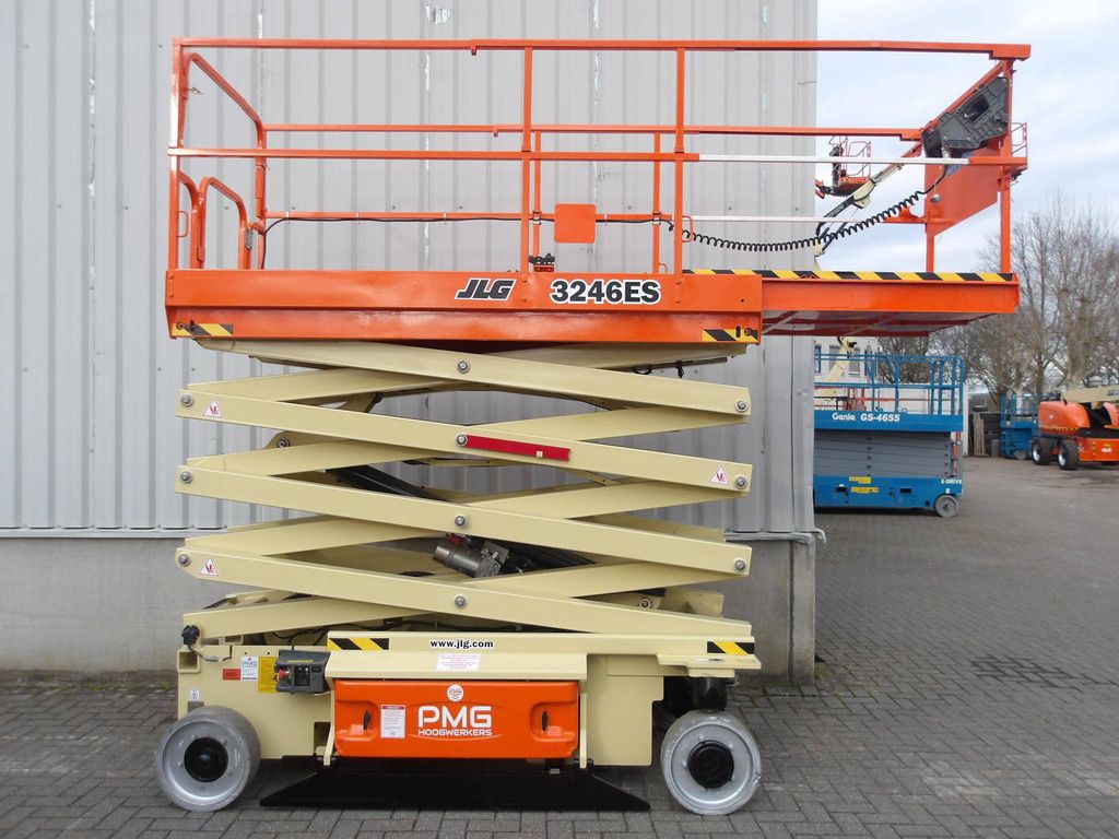 Schaarhoogwerker JLG 3246ES 11.75m Elektrisch 2019