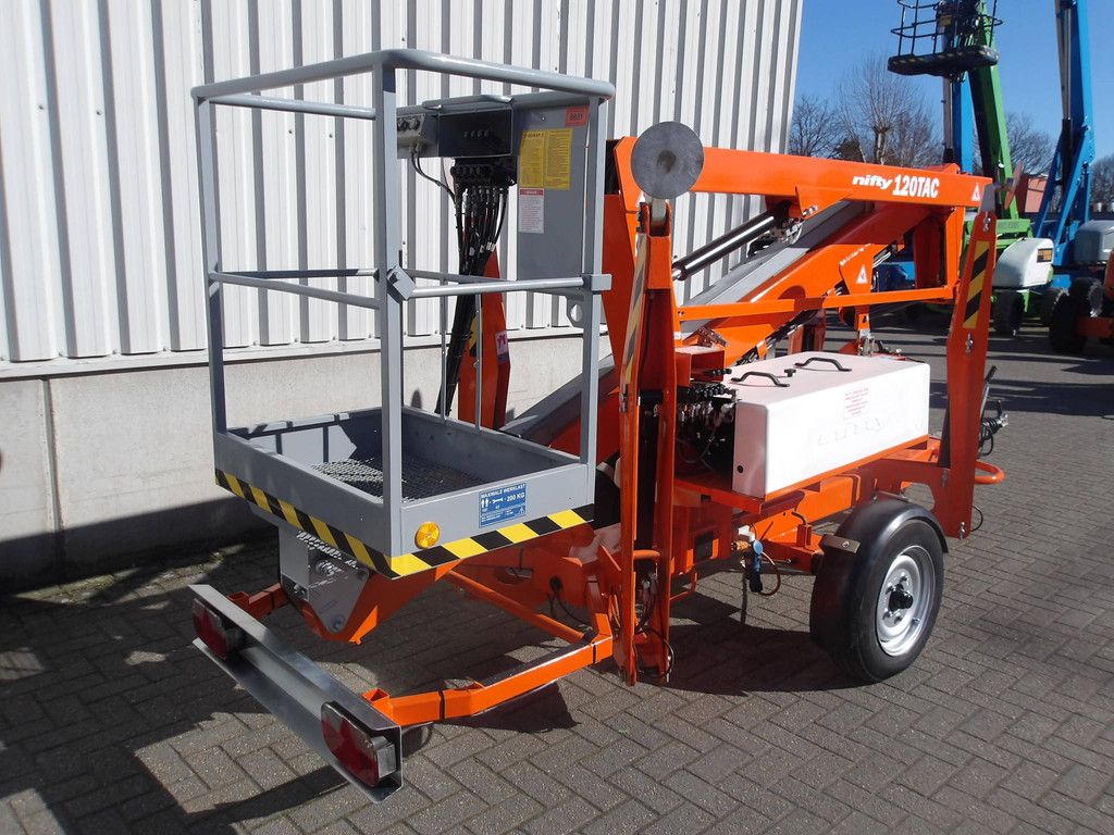 Aanhangerhoogwerker Nifty 120TAC 12.20m Elektrisch 2014