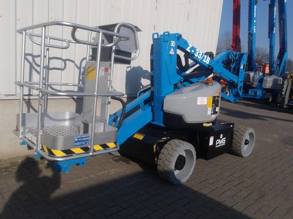 Genie Z-33/18 Gelenkteleskoparbeitsbühne 12 m elektrisch 2015