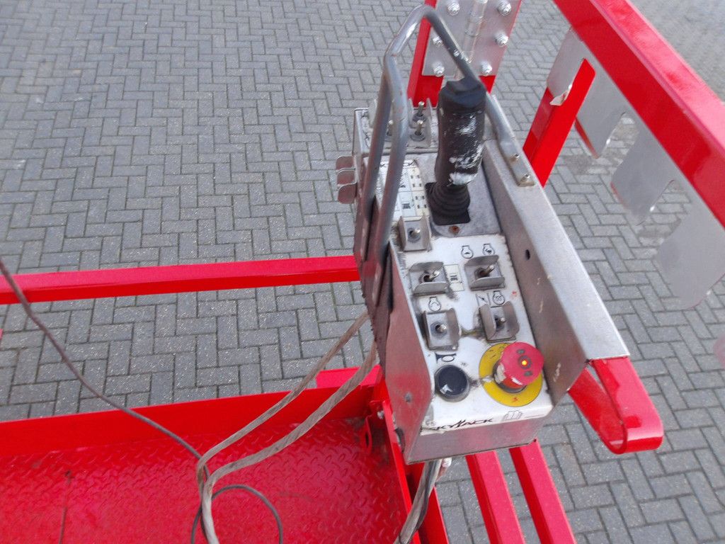 Skyjack SJ6832RT 11.75 Diesel-Scherenarbeitsbühne 2018
