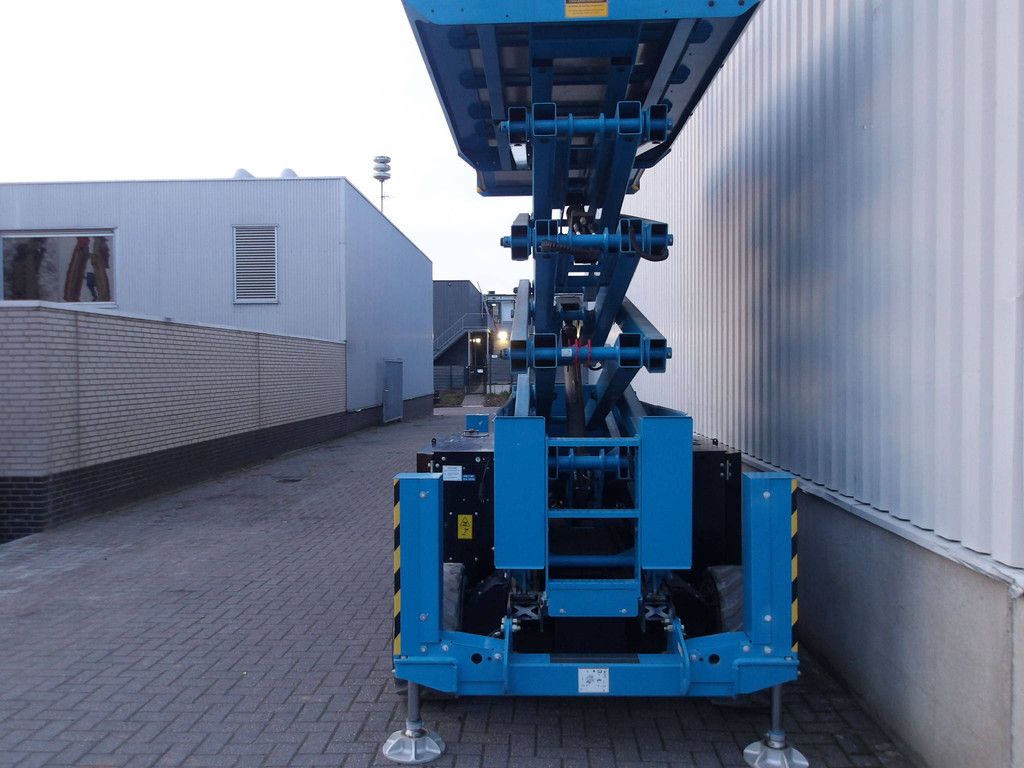 Scissor lift Genie GS-4069DC 14.12m Diesel 2024