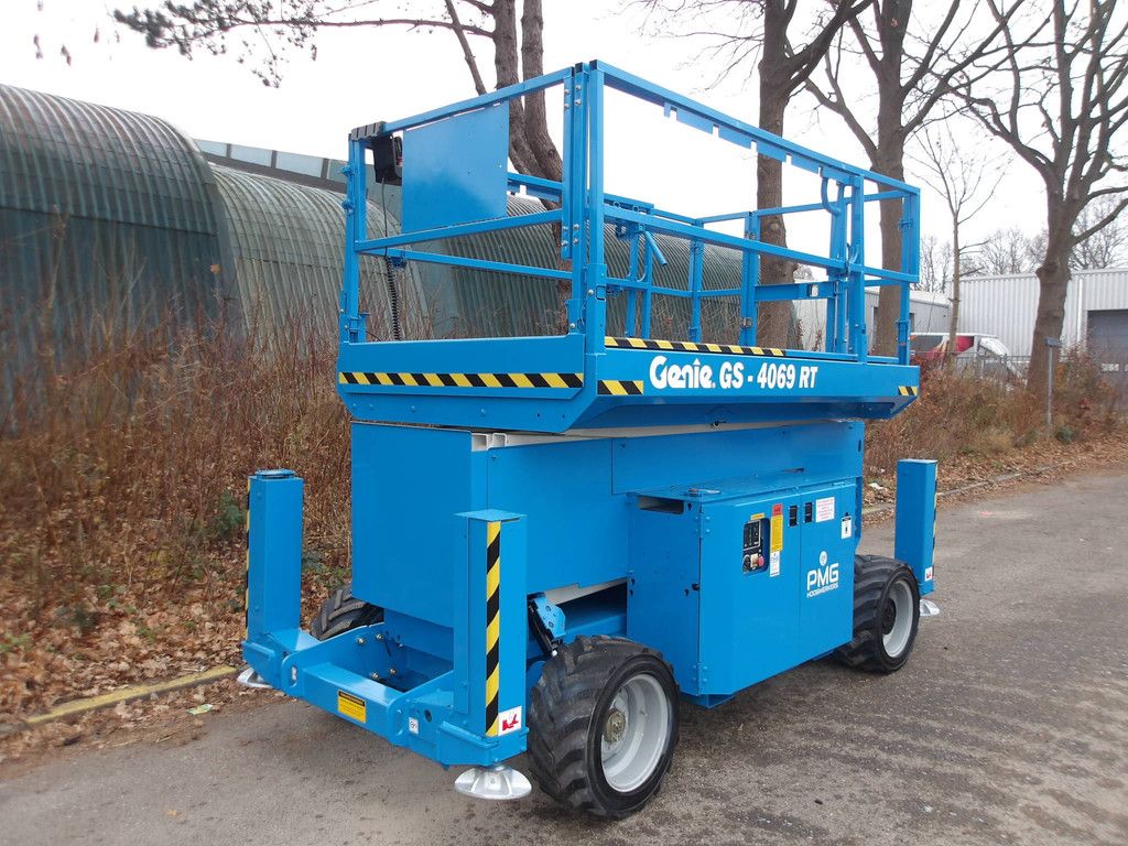 Rough Terrain Scissor Lift Genie GS-4069RT 14.3m Diesel 2017