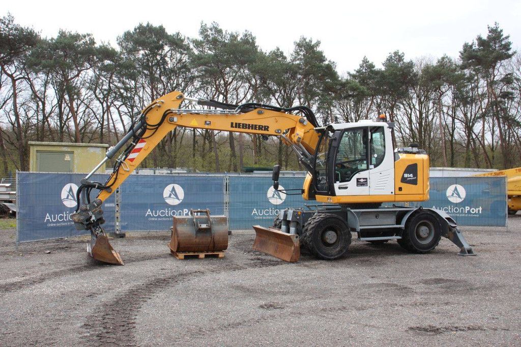 Liebherr A 914 Compact Litronic Diesel Wheel Excavator 2017