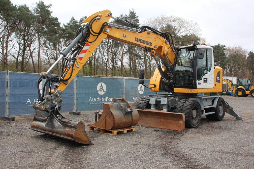 Liebherr A 914 Compact Litronic Diesel Wheel Excavator 2017