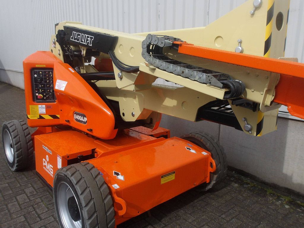 Kniktelescoophoogwerker JLG E400AJPN 14.19m Elektrisch 2014