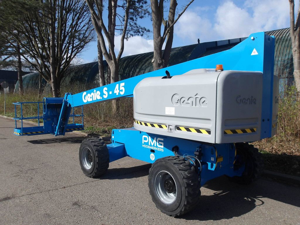 Genie S-45 Teleskoparbeitsbühne 15,72 m Diesel 2015