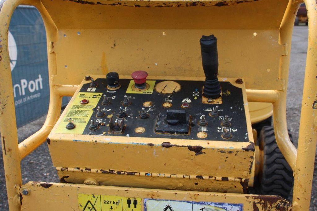 Knikarmhoogwerker Genie Genie Z-34/22 Diesel 12.50m 2010