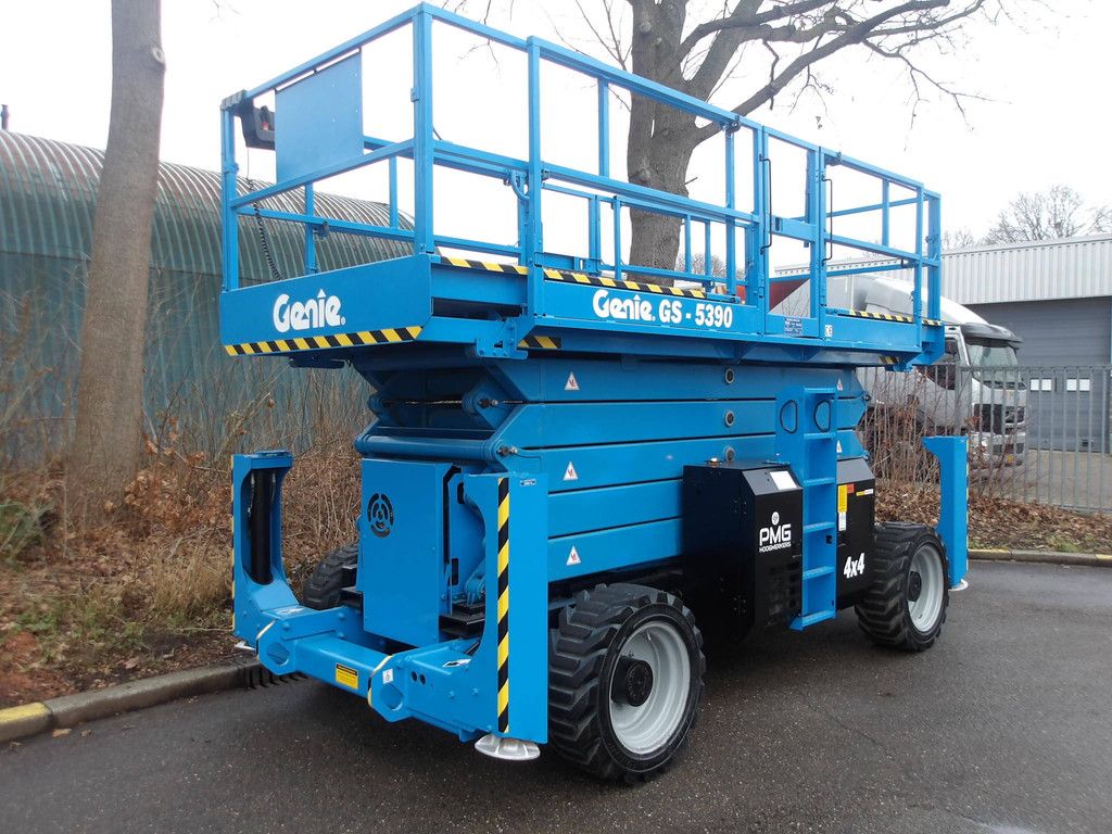 Scissor lift Genie GS-5390RT 18.15m Diesel 2019