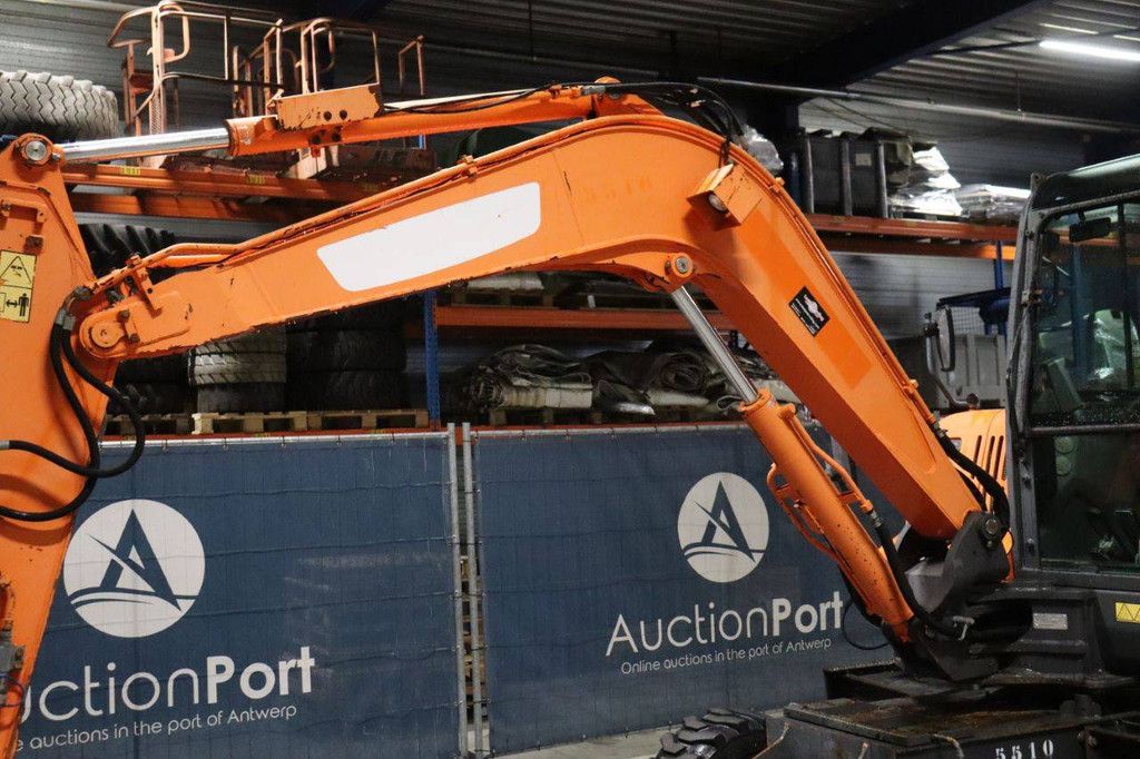 Doosan DX55WK Diesel-Mobilbagger 42,4 kW 2015