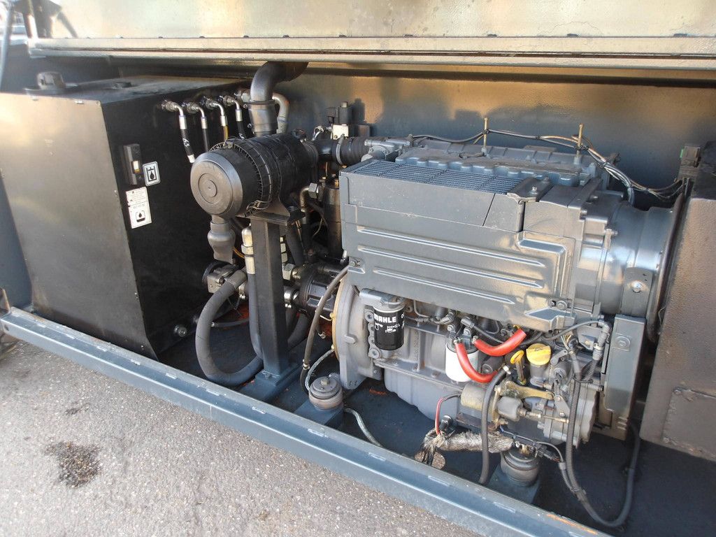 Scherenarbeitsbühne JLG 210-25 23m Diesel 2012