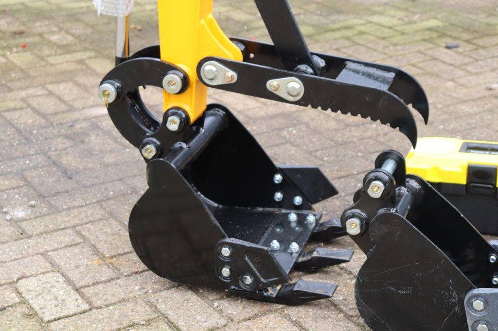 Mini Excavator CMH DW-10B Diesel 12hp 2026 New