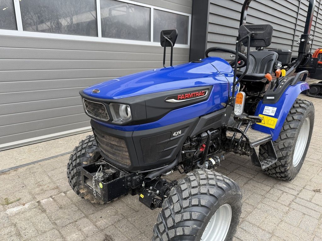 Farmtrac FT26 HST minitractor DEMO galaxy banden