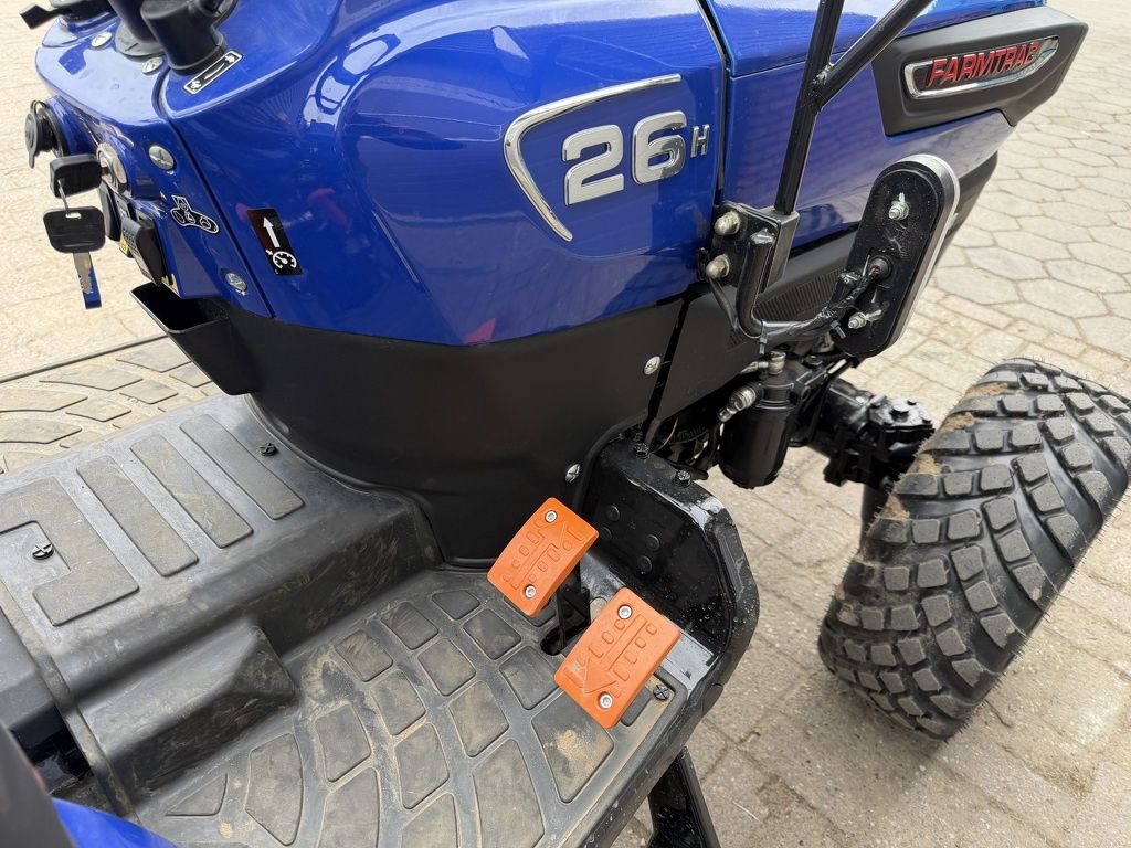 Farmtrac FT26 HST minitractor DEMO galaxy banden