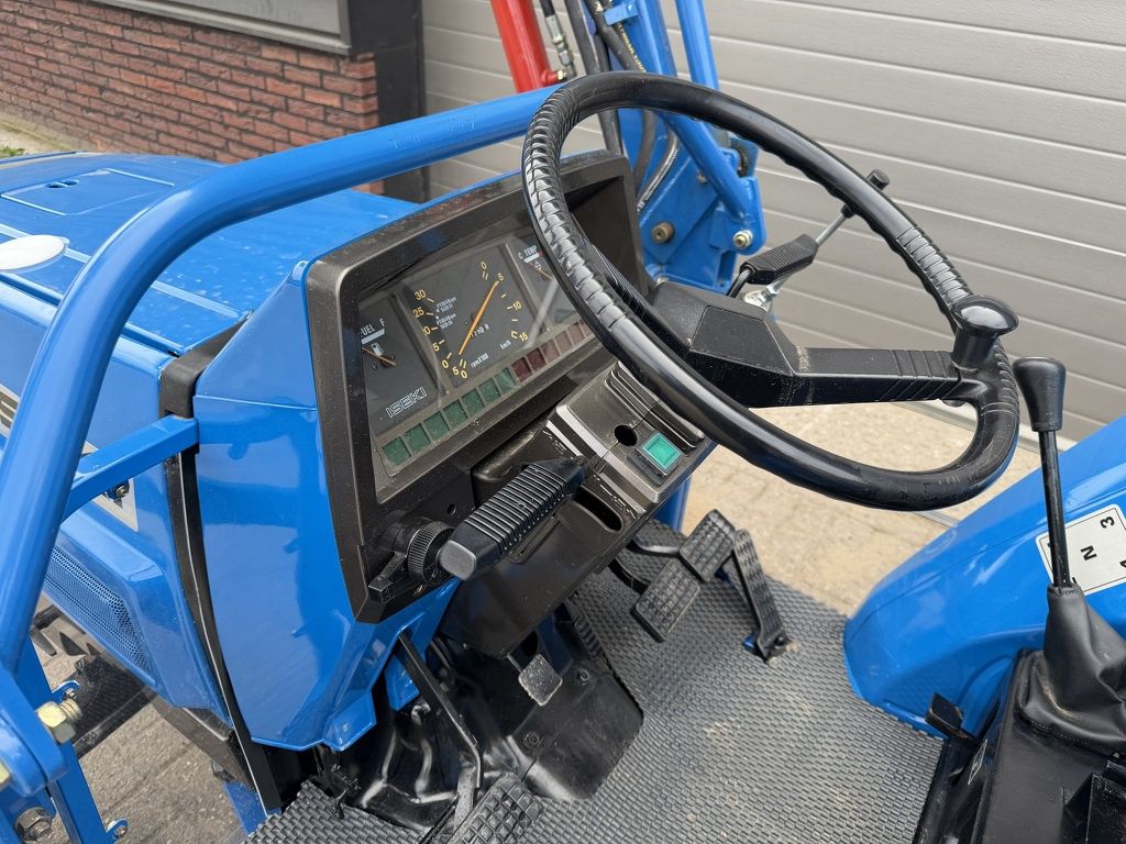 Iseki TA227 4WD 25 PK minitractor met frontlader / voorlader