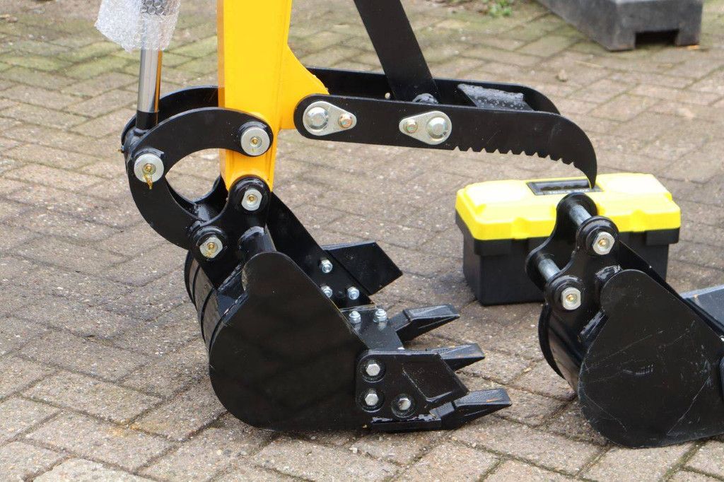 Minibagger CMH DW-10B Diesel 12 PS Baujahr 2026 Neu