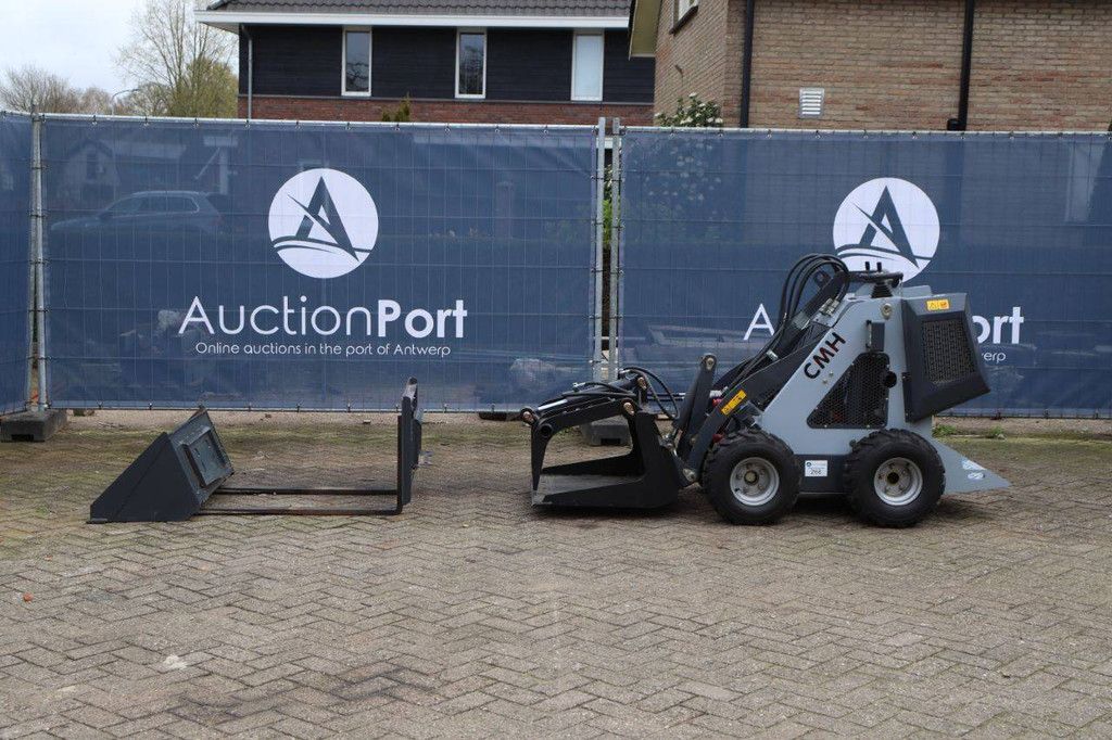 Skid steer loader CMH HT320 Petrol 13.5 hp 2025