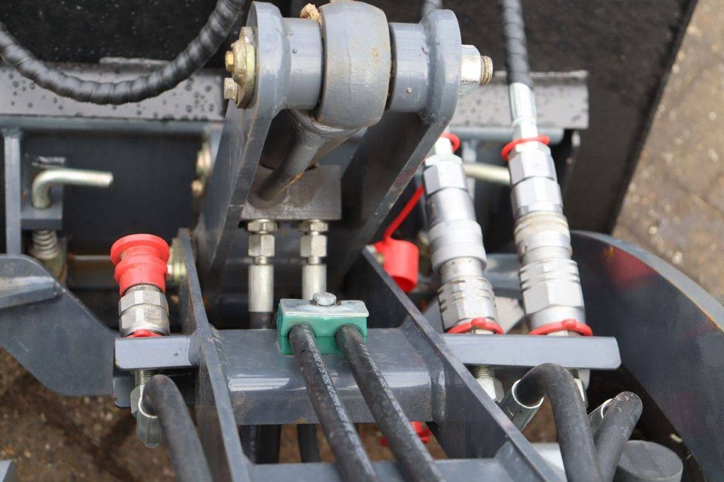 Skid steer loader CMH HT320 Petrol 13.5 hp 2025