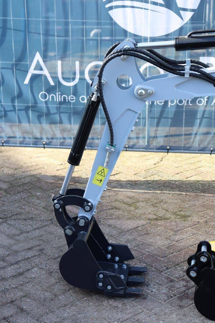 Minibagger CMH DW-08 Diesel 5,5 PS Baujahr 2025 Neu