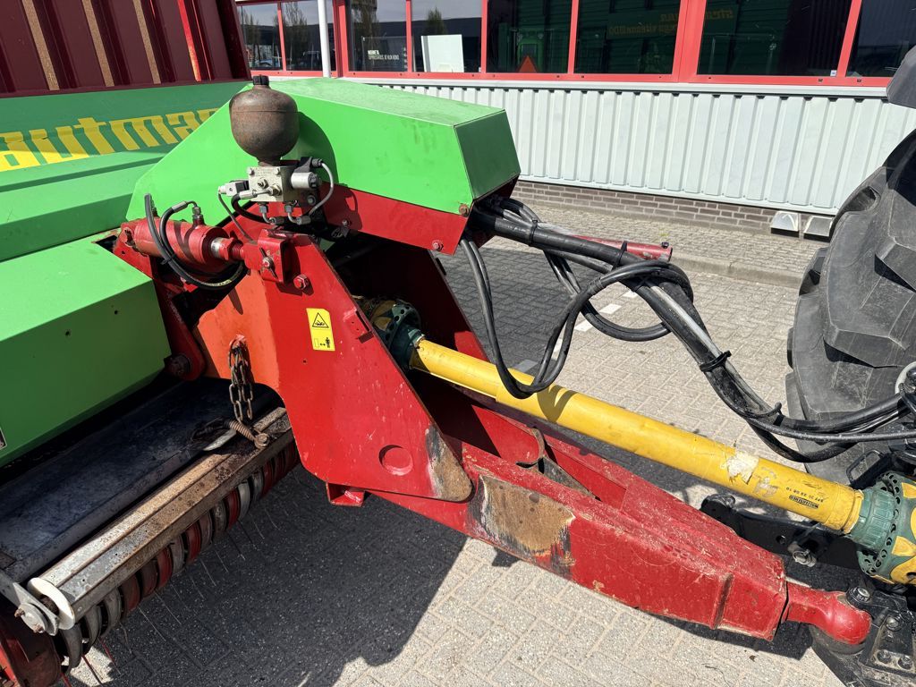 Strautmann Mega Vitesse 3 DO Opraapwagen