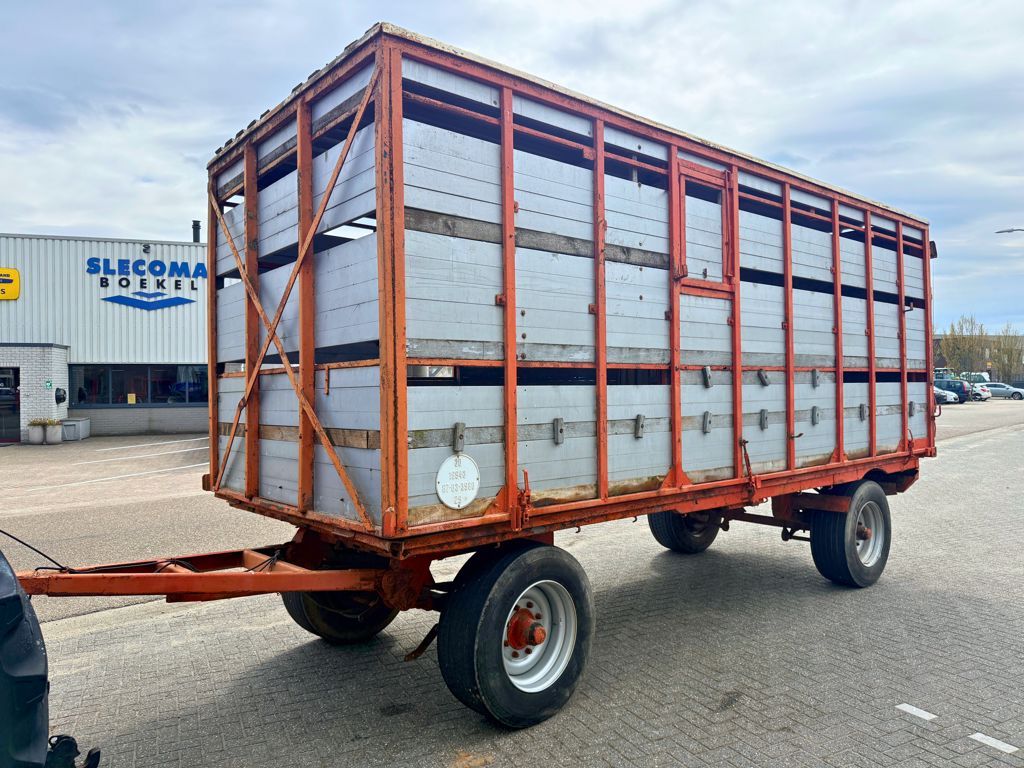 Onbekend 4-Wielige Veewagen